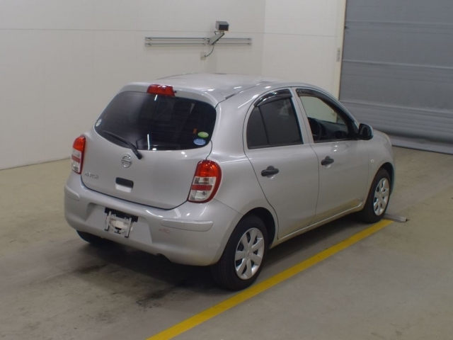 2011 NISSAN MARCH